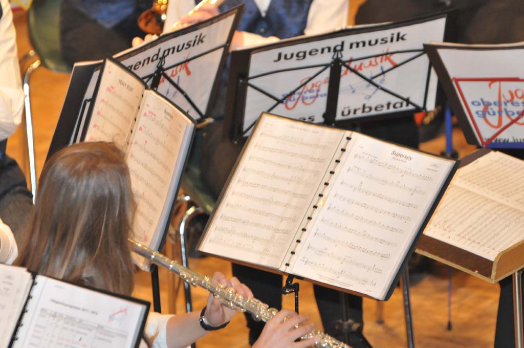 Notenständergewirr